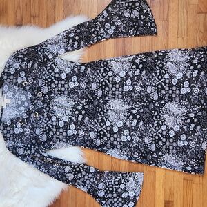 Michael Kors Boho Paisley Bell Sleeve Mini Dress | Black & White 70s Retro S